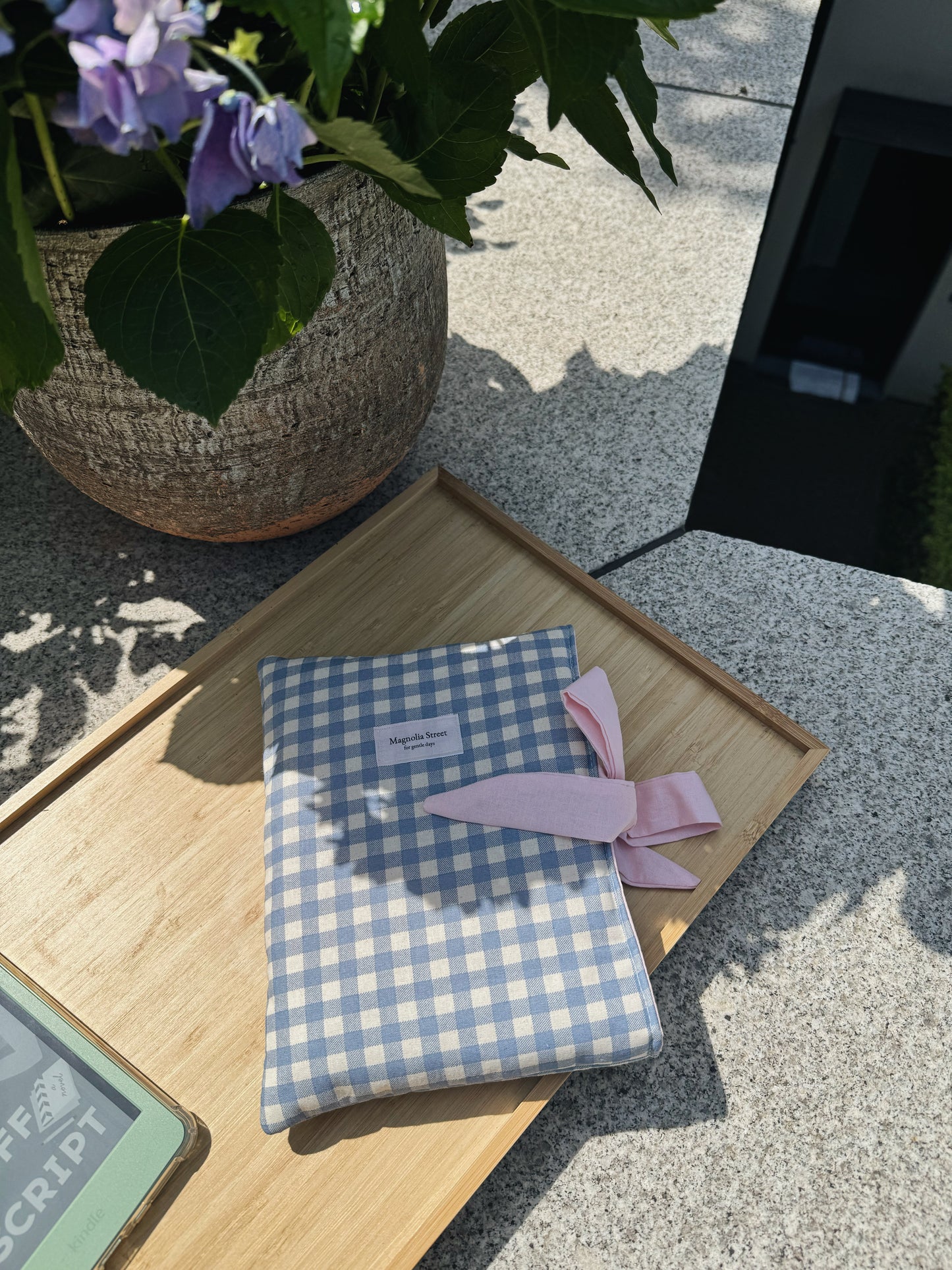Bow Book Sleeve - Farmside Collection