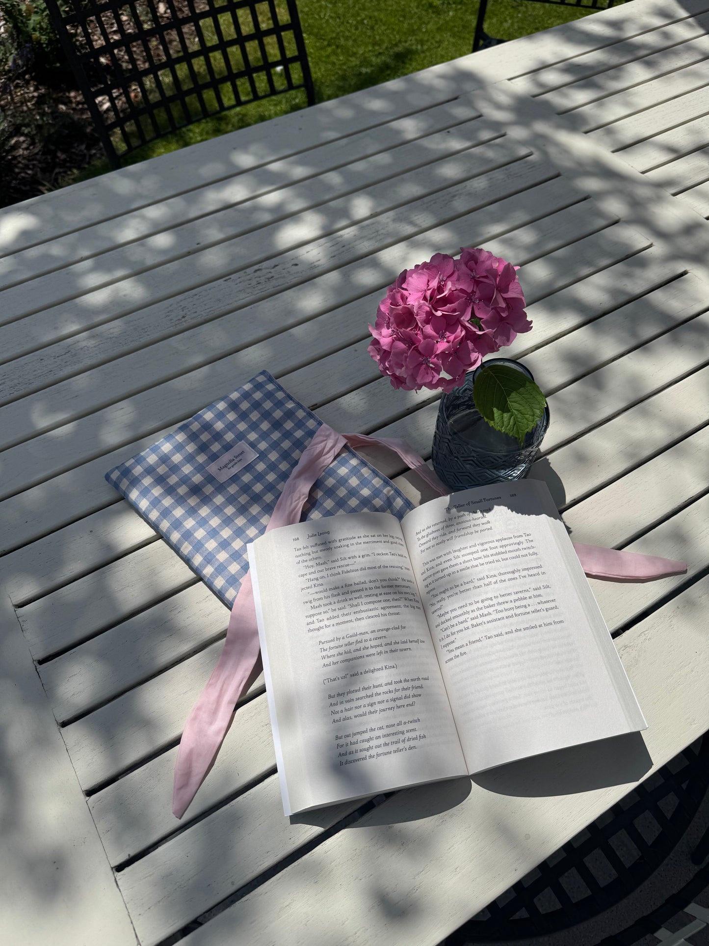 Bow Book Sleeve - Farmside Collection
