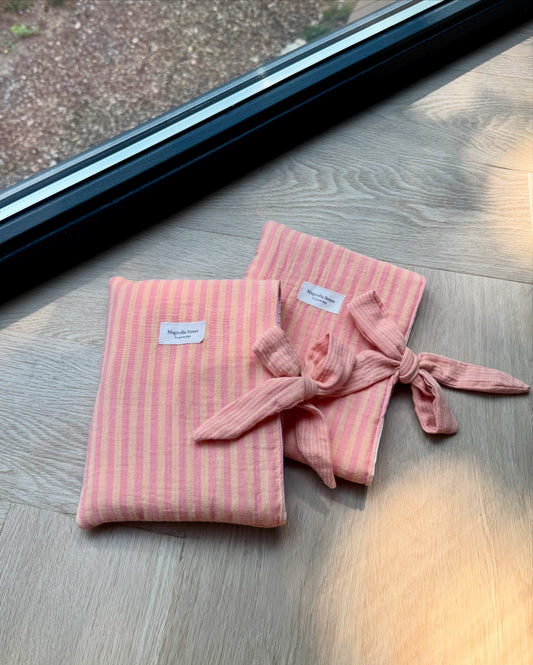 Bow Book Sleeve - Avery